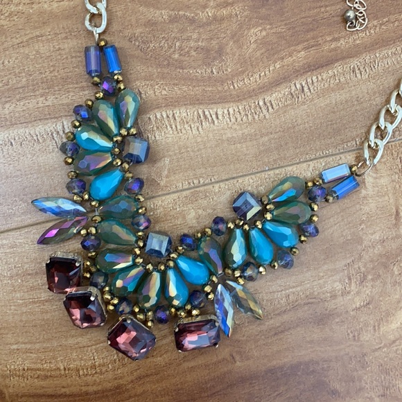 Jewel toned gem necklace - Picture 3 of 7